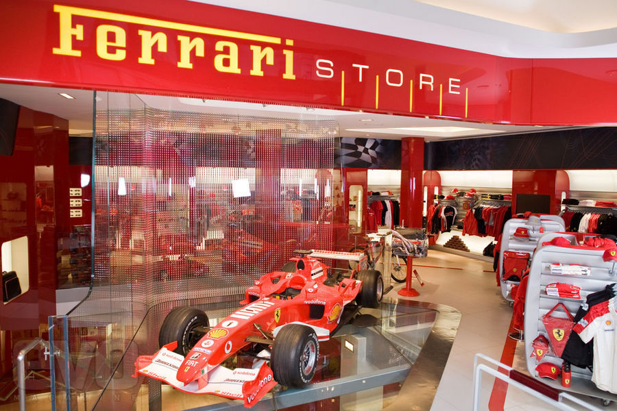Victoria F1 din Germania aduce reduceri la Ferrari Store