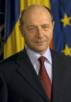 Basescu: 2010 va fi anul in care vom scapa de criza
